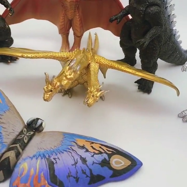 MINGZE New Celebration 8pcs King of Monsters Godzilla Monsters